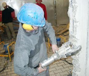 lavoro_pinza_manuale_1