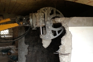 Frantumazione Serbatoi in cemento armato.02